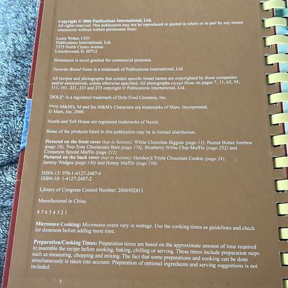 Favorite Brand Name 3 books in 1 Cookies, Bars and Muffins Cookbook Spiral - Picture 10 of 16